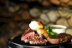 Cobb Pro Houtskoolbarbecue - Zalmrood 11 Cobb Pro Houtskoolbarbecue - Zalmrood -Buiten Kamperen Winkel 1267 1900 250y8468 2