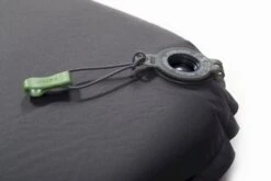 Exped SIM Comfort Duo 7.5 Zelfopblazende Slaapmat -Buiten Kamperen Winkel 1267 1900 6183 sim comfort valve in close 5472x3648 4