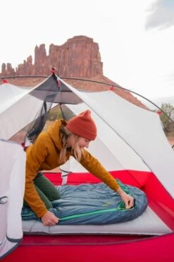 Therm-A-Rest Saros 32 Mummymodel Slaapzak -Buiten Kamperen Winkel 1900 1267 2022 thermarest desertcamping highsierras spence 0042 1