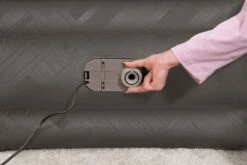 Bestway Fortech Tough Guard Luchtbed - Eenpersoons - Ingebouwde Elektrische Pomp 25 Bestway Fortech Tough Guard Luchtbed - Eenpersoons - Ingebouwde Elektrische Pomp -Buiten Kamperen Winkel 69048aux23 69048gbx23 69048xxx23 102138 ft web