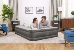 Bestway Fortech Tough Guard Luchtbed - Queensize - Ingebouwde Elektrische Pomp -Buiten Kamperen Winkel 69050aux23 69050gbx23 69050xxx23 69051usx23 69051xxx23 102308 ls web