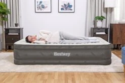 Bestway Fortech Tough Guard Luchtbed - Queensize - Ingebouwde Elektrische Pomp -Buiten Kamperen Winkel 69050aux23 69050gbx23 69050xxx23 69051usx23 69051xxx23 102319 pr web pl005