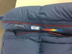 Polydaun Zilvermeeuw XXL Slaapzak - Blauw 5 Polydaun Zilvermeeuw XXL Slaapzak - Blauw -Buiten Kamperen Winkel 899 1198 zilvermeeuw detail