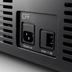 Dometic CFF 70DZ Compressor Koelbox - 70 Liter 14 Dometic CFF 70DZ Compressor Koelbox - 70 Liter -Buiten Kamperen Winkel 900 900 cff70 feature4 powerconnections