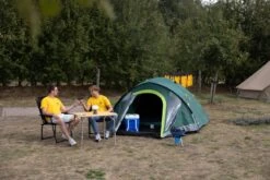 Coleman Kobuk Valley Blackout 4 Plus Koepeltent - 4 Persoons -Buiten Kamperen Winkel coleman kobuk valley blackout 4 8