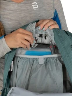 Osprey Stratos Wandelrugzak - 24 Liter - Blauw -Buiten Kamperen Winkel osprey stratossirrus features 7 1 1